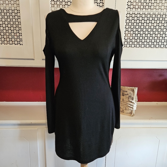 XJF•MC Skull Cut-out Dress - Picture 9 of 10